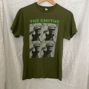 Smiths T-Shirt Size Small